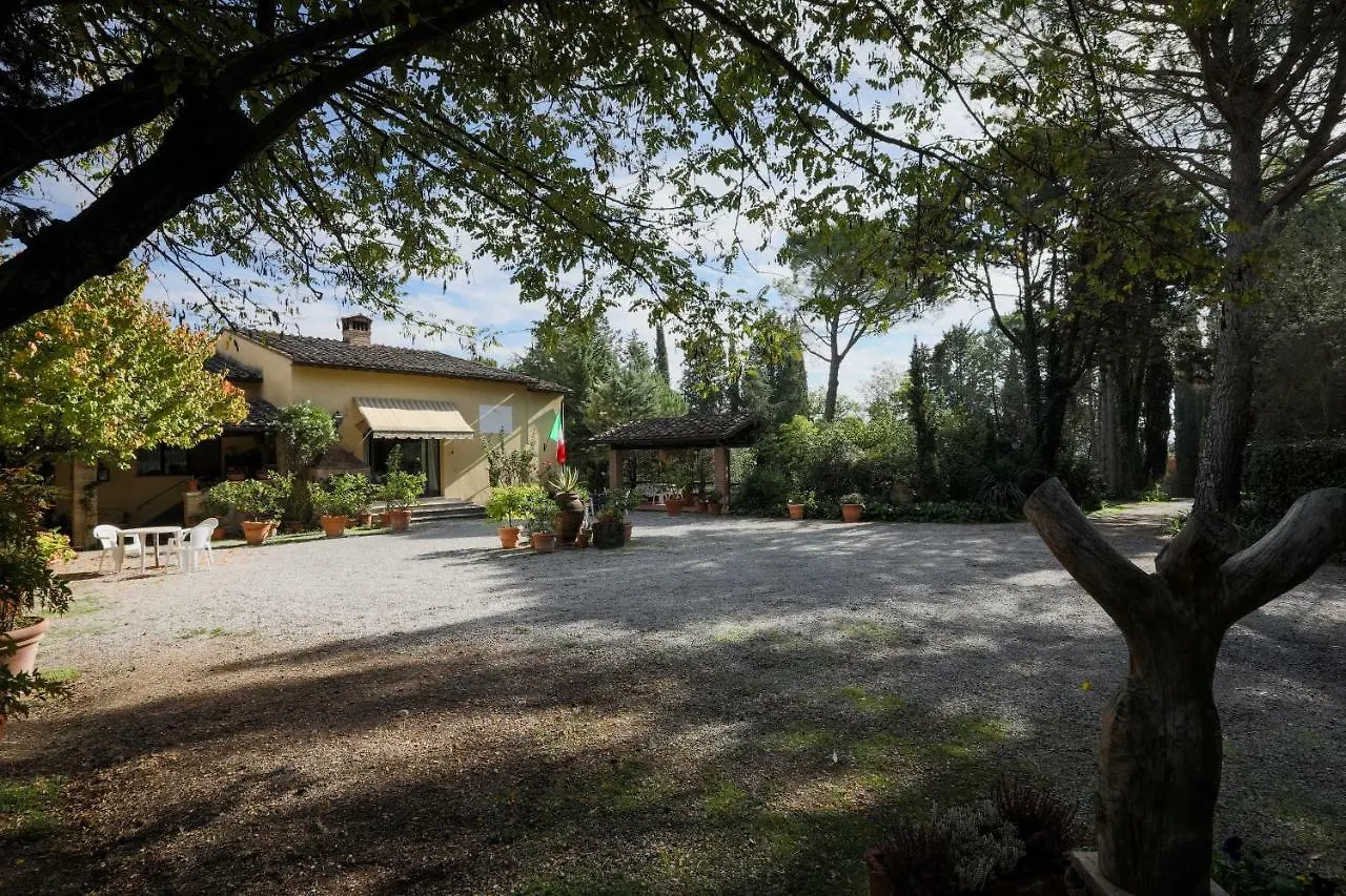 Fattoria Sant'Andrea - Farm Stay سان جيمينيانو إيطاليا